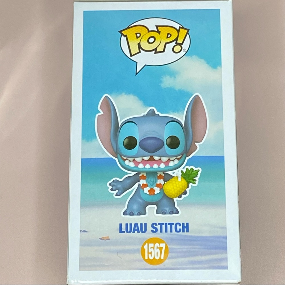 Luau Stitch #1567 Funko Pop 2025 - Picture 5 of 5